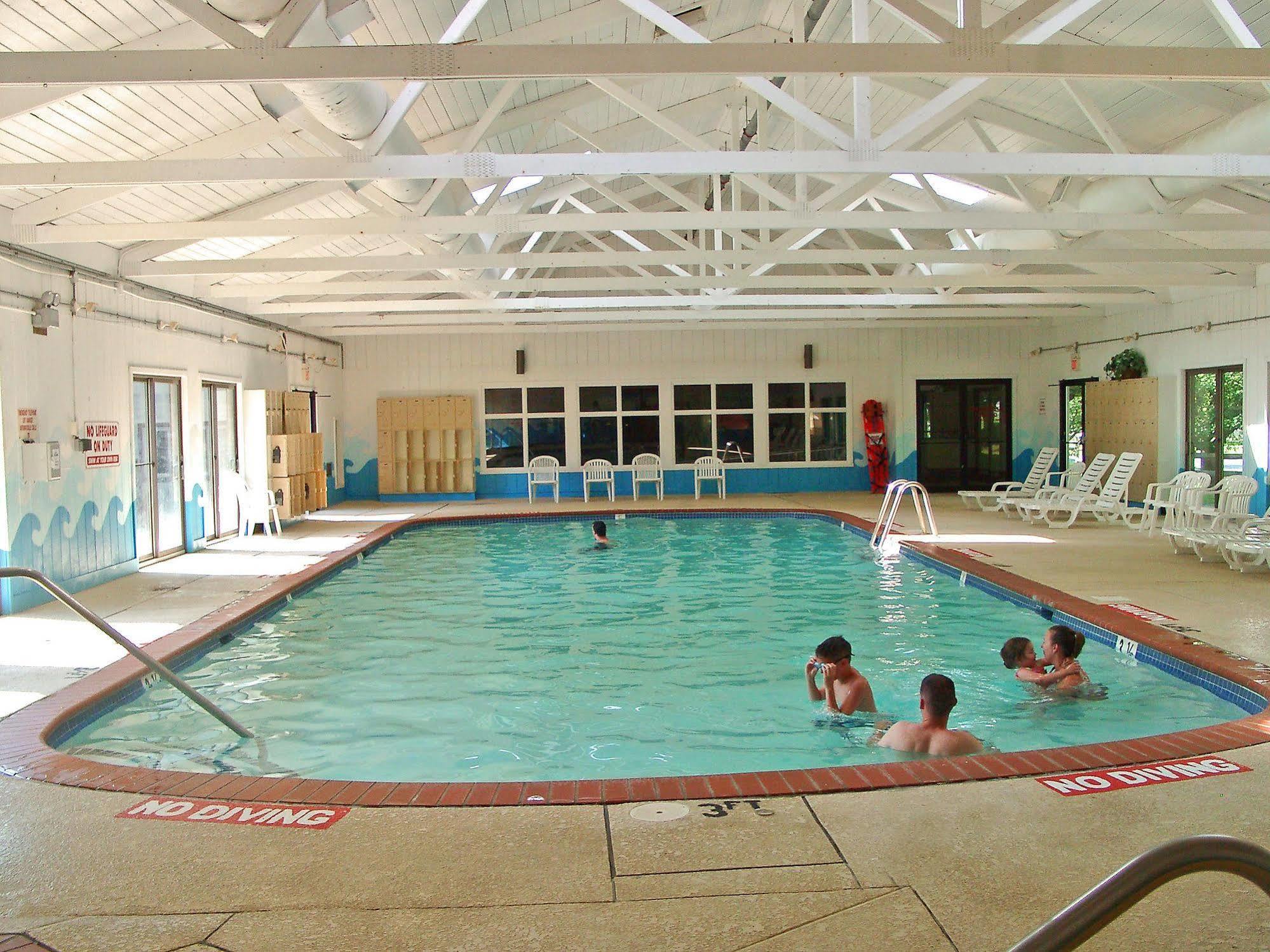 Circle M Rv & Camping Resort - Caravan Park Millersville Extérieur photo